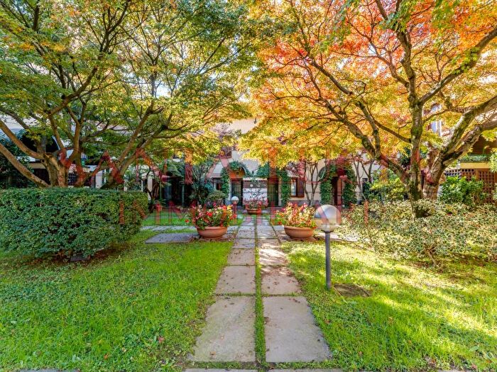 Appartamento trilocale in affitto in Via Guglielmo Ciardi, San Siro, Milano