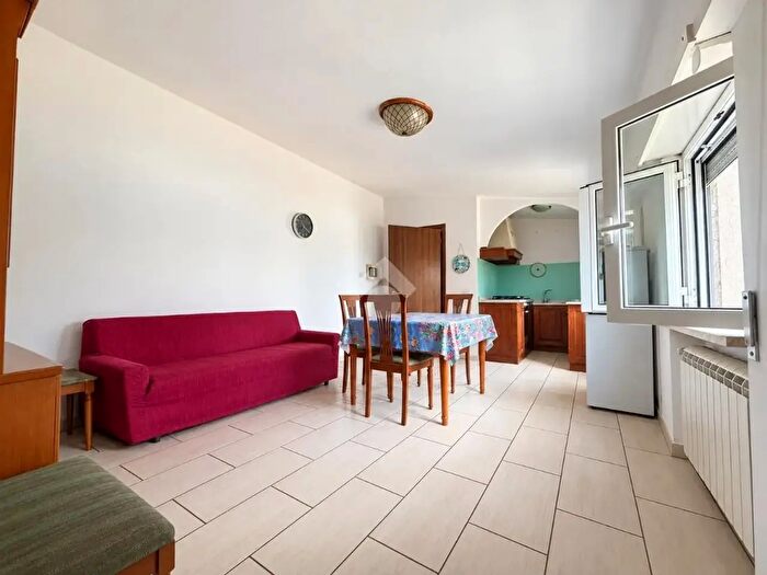 Appartamento trilocale in vendita in Via dei Polpi, Fiumicino