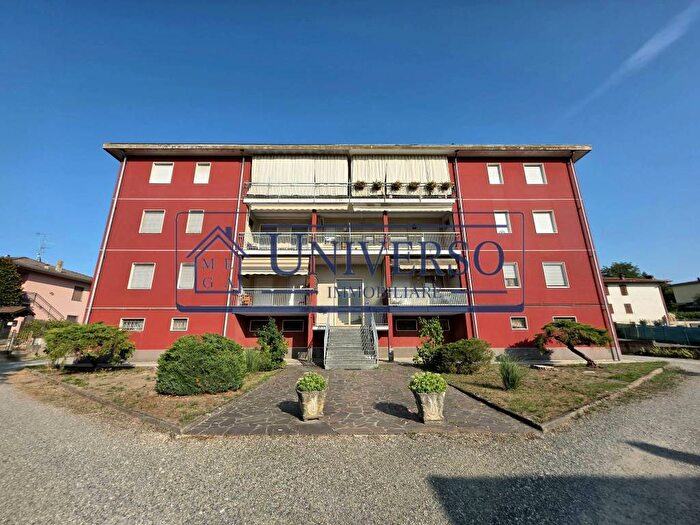 Appartamento bilocale in affitto in Via Ghiaia dei Risi, Centro, Borgo Priolo