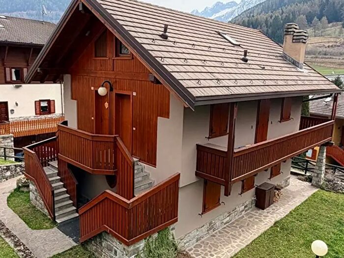 Appartamento trilocale in vendita in Via Roma B, Ponte Di Legno