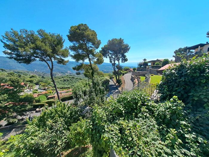 Casa trilocale in affitto in Località Merea, Merea, Diano Arentino