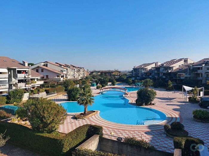 Appartamento bilocale in affitto in Via Giulio Cesare, Rivoltella, Desenzano del Garda