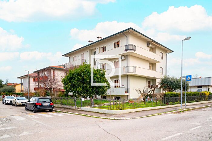 Appartamento quadrilocale in vendita in Via Giuseppe di Vittorio San Mauro Pascoli, San Mauro Pascoli