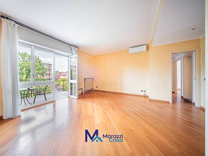 Appartamento trilocale in affitto in Via Carlo Valvassori Peroni, Città Studi, Milano