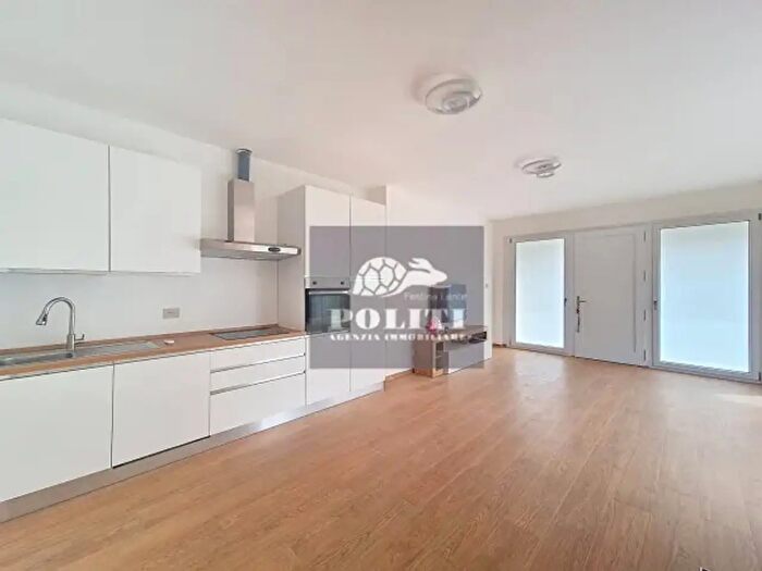 Appartamento quadrilocale in vendita in Via Basilicata, Empoli