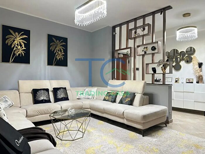 Appartamento trilocale in vendita in Via Bruno Buozzi, Piacenza