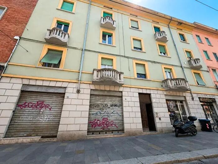 Appartamento quadrilocale in vendita in Strada Nino Bixio, Parma