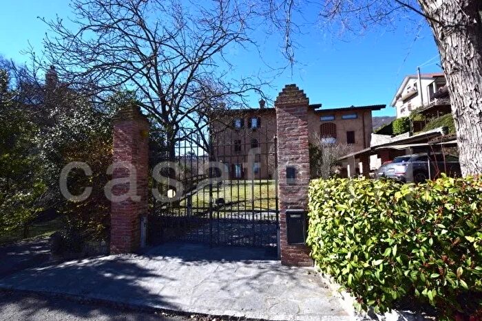 Appartamento trilocale in vendita in Almenno San Bartolomeo Bergamo Provincia Almenno San Salvatore, Almenno San Bartolomeo