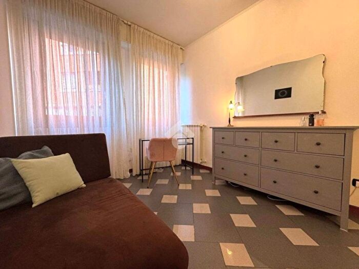 Appartamento bilocale in affitto in Piazza Dergano, Dergano, Milano