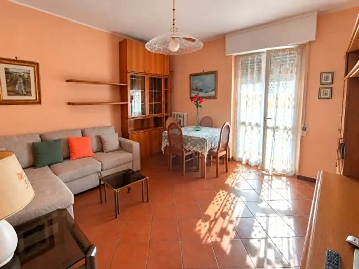 Appartamento bilocale in vendita in Via Ca' Rossa, Lecco