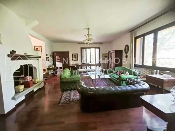 Casa con 6 locali in vendita in Ravenna