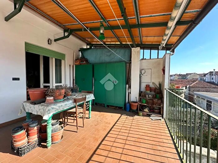 Appartamento con 5 locali in vendita in Via P Ayres, Savigliano