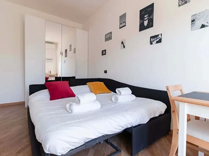 Appartamento monolocale in affitto in Piazza Agrippa, Milano