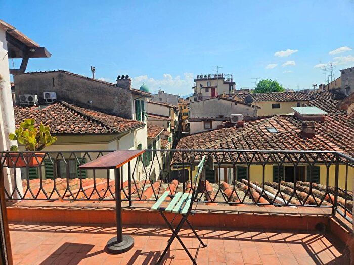 Appartamento quadrilocale in affitto in Duomo, Firenze
