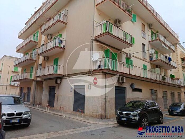 Appartamento quadrilocale in vendita in Via Alessandro Manzoni a, Molfetta