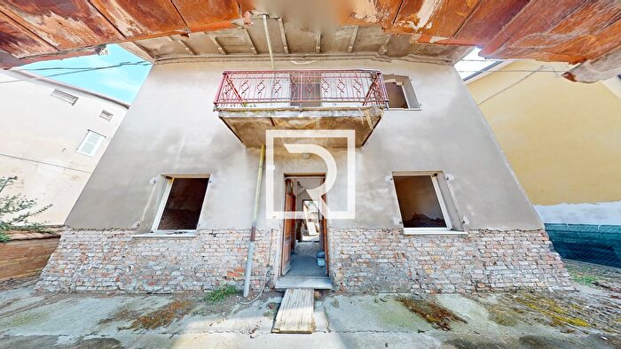 Casa con 7 locali in vendita in Madonna dello Schioppo Cesena, Cesena