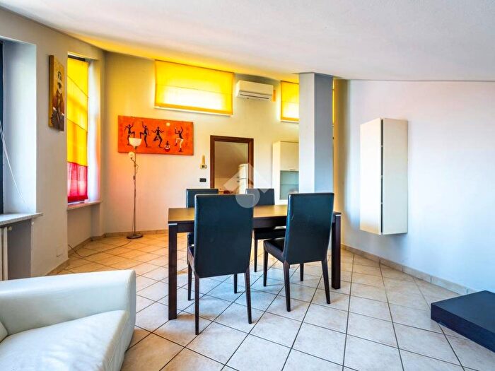 Appartamento trilocale in affitto in via chiapetto, Centro, Moretta
