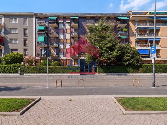 Appartamento bilocale in affitto in Via Don Bartolomeo Grazioli, Affori, Milano