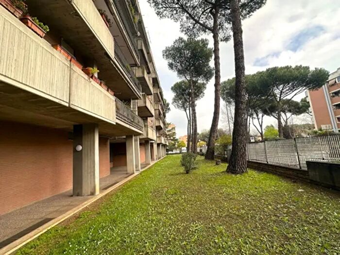 Appartamento bilocale in vendita in Via Goffredo Ciaralli, Roma