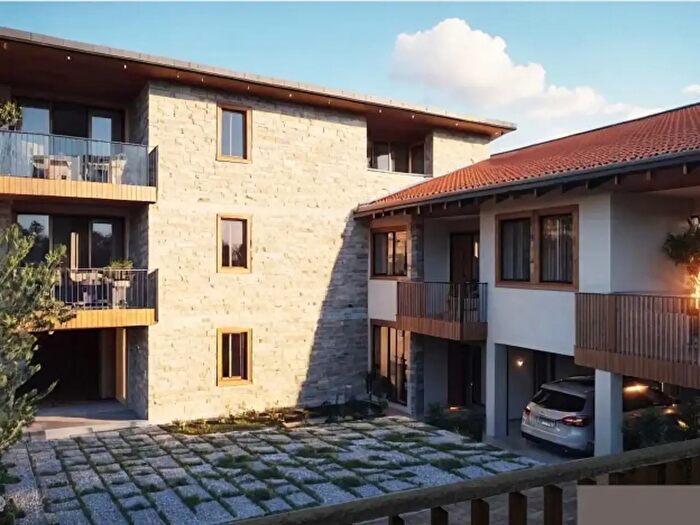 Casa con 18 locali in vendita in Via Udine, Cormons