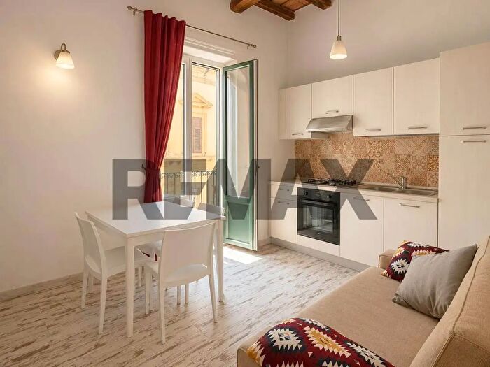 Appartamento bilocale in affitto in Via Barlotta, Trapani