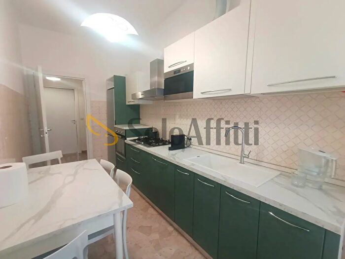 Appartamento trilocale in affitto in Via Solferino, Cologno Monzese