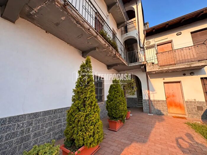 Appartamento bilocale in vendita in Via Castano, Busto Arsizio