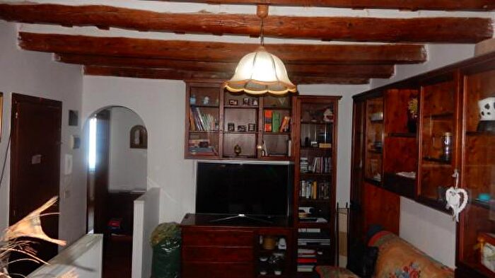 Appartamento trilocale in vendita in Via Giuseppe Garibaldi, Jesi