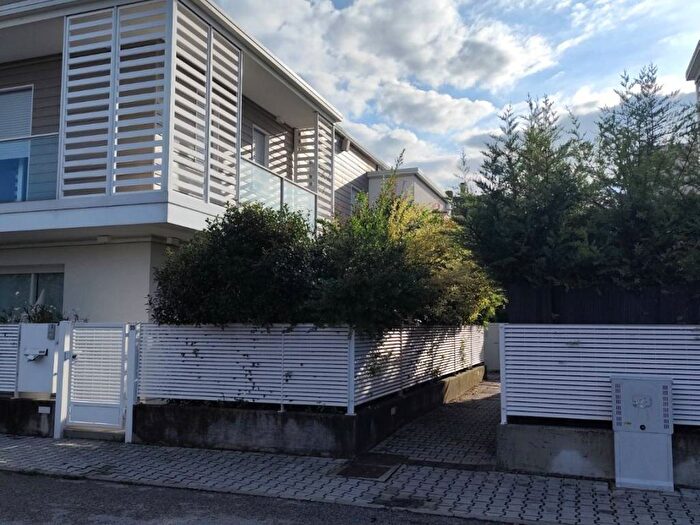Casa con 6 locali in affitto in Via Gigi Ghirotti, Marosticana Polegge, Vicenza
