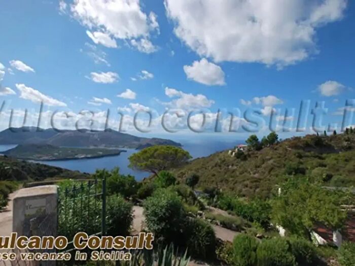 Casa con 5 locali in vendita in Via Giuseppe Rizzo, Lipari