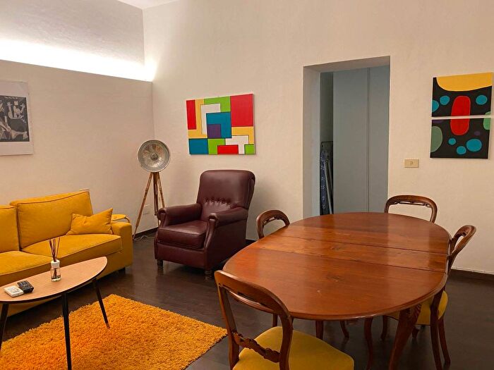 Appartamento trilocale in affitto in Viale Bligny, Bocconi, Milano