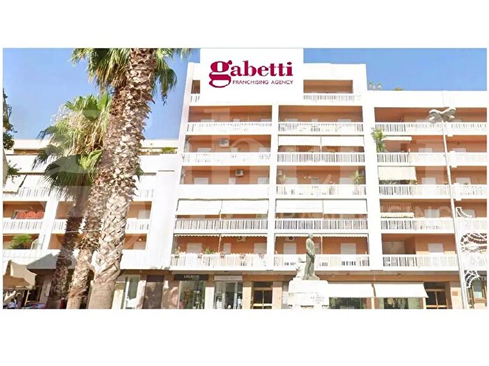 Appartamento quadrilocale in vendita in Canosa Di Puglia