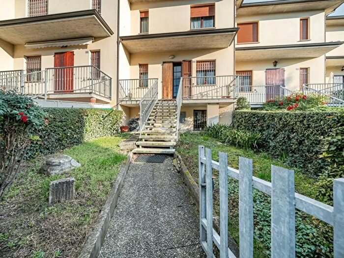 Casa con 5 locali in vendita in Via G di Vittorio, Gattatico