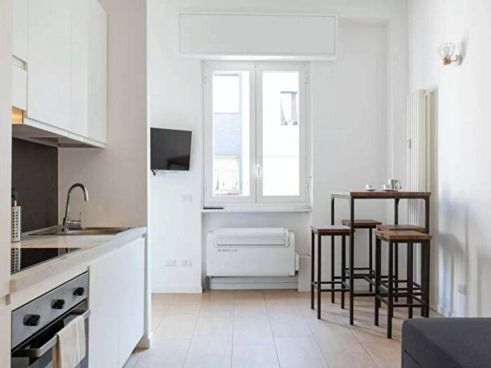 Appartamento monolocale in affitto in Via Bernardino Verro, Ripamonti Fondazione Prada, Milano