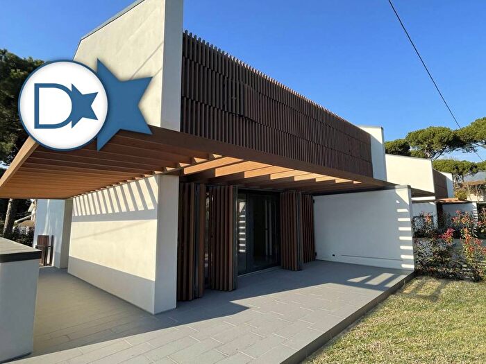 Casa con 5 locali in affitto in Via Giacomo Matteotti, Cinquale, Montignoso