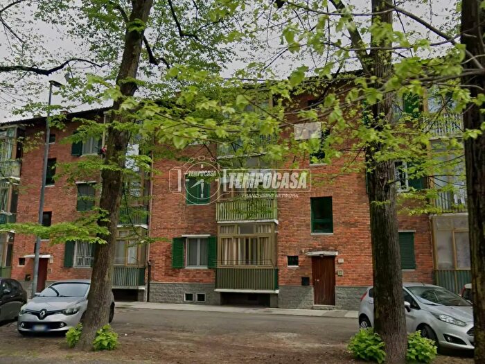 Appartamento quadrilocale in vendita in Viale Falchera, Torino