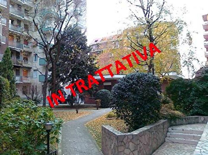 Appartamento monolocale in affitto in Via Lorenteggio, Giambellino, Milano