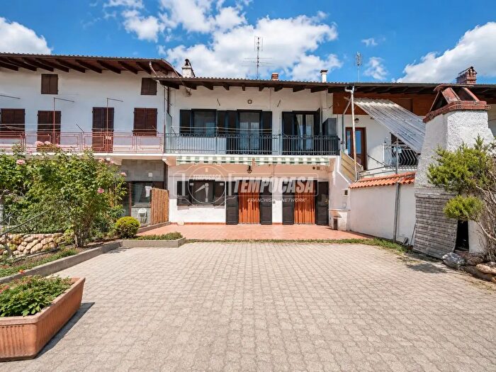 Casa quadrilocale in vendita in Vicolo Boggio, San Giorgio Canavese