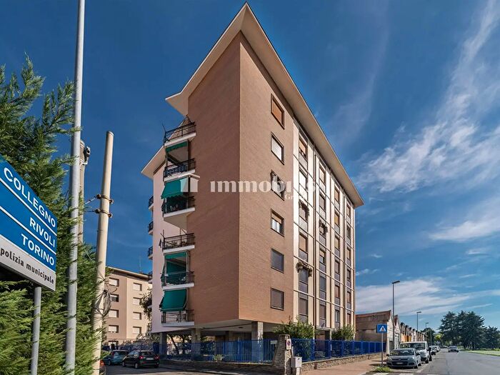 Appartamento con 5 locali in vendita in Via Fabbrichetta, Grugliasco