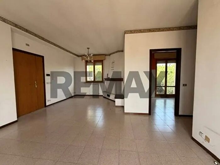 Appartamento trilocale in vendita in Via dei Mestieri, Falconara Marittima