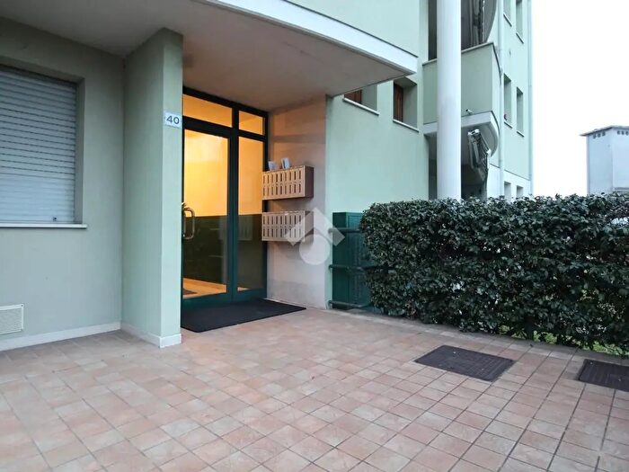 Appartamento trilocale in affitto in Via Diaz, Arzignano