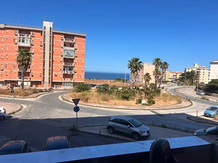 Appartamento con 5 locali in vendita in Siracusa
