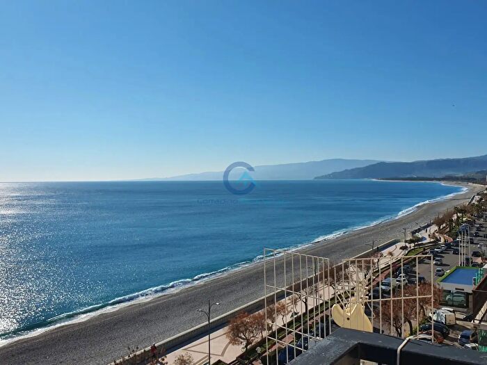 Appartamento trilocale in affitto in Catanzaro