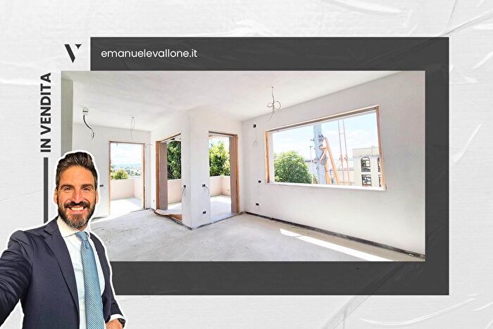 Appartamento con 5 locali in vendita in Via Giardini, Formigine