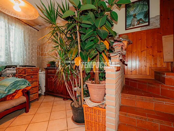 Casa quadrilocale in vendita in Via Santa Maria, Garlasco