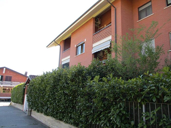 Appartamento trilocale in affitto in Via Arrigo Maina, Centro, La Loggia