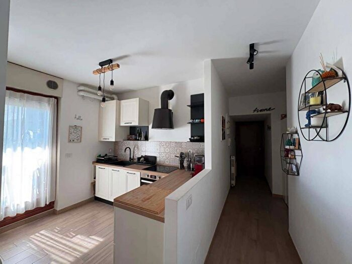 Appartamento trilocale in affitto in Via Fernando Santi, Tre Castelli Faenza, Milano