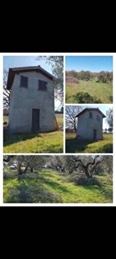 Casa bilocale in vendita in Strada Sasso San Pellegrino Snc, Viterbo