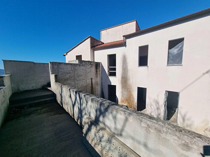 Appartamento quadrilocale in vendita in Via Falcinello, Sarzana