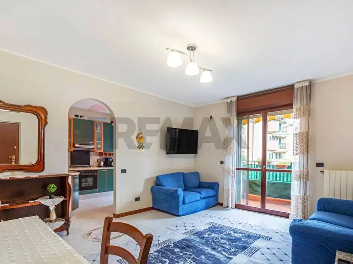 Appartamento trilocale in vendita in Via Berlinguer, Locate Di Triulzi